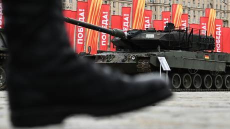 German leaders share Hitler’s goals – Lavrov