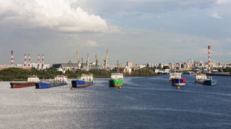 Russian oil keeps flowing despite US pressure – Bloomberg