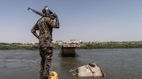 War-torn African capital bans carrying weapons – media