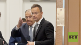 Macar Dışişleri Bakanı Lavrov ile tanıştıktan sonra 'ulusal çıkarları' koruma sözü veriyor