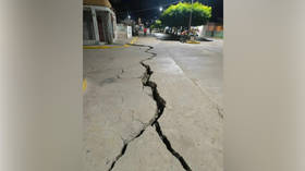 Birden fazla güçlü deprem rock Venezuela (Videolar)