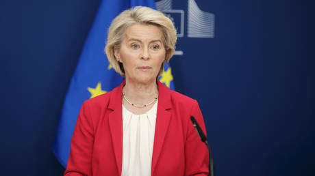 Von der Leyen accuses critics of serving Russia