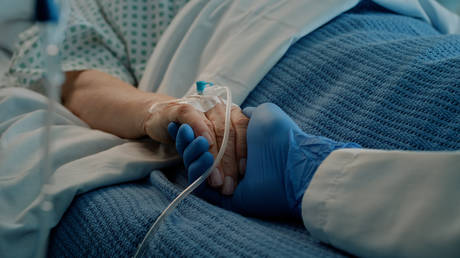 Russian cancer patients face scan shortages amid Western sanctions