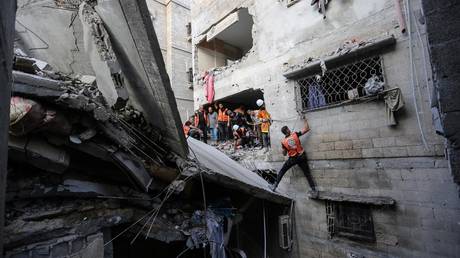 Trump threatens to ‘eradicate’ Hamas