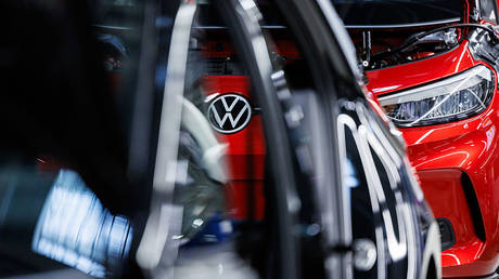 Volkswagen faces multi-billion cash-flow gap – Bild