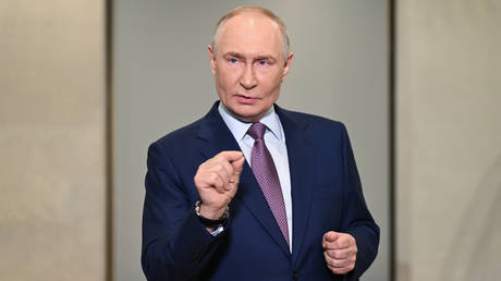 Russia’s response to Tomahawk strikes would be ‘overwhelming’ – Putin