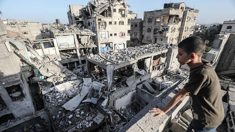 Hundreds of prominent Jews call for sanctions on Israel