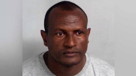 Migrant who sexually assaulted child and sparked UK riots mistakenly released from prison (VIDEO)