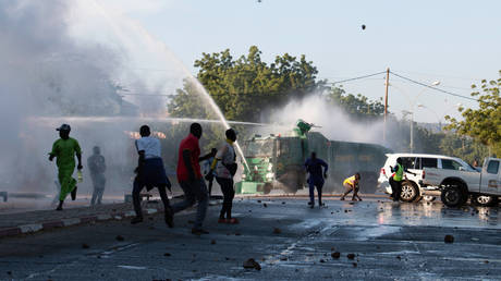Deadly unrest erupts in Cameroon on eve of vote results