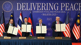 Thailand and Cambodia ink ceasefire deal (VIDEO)