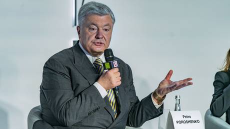 ZELENSKY'S EMPIRE CRACKS: Cabinet COLLAPSE Imminent!