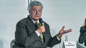 Ukrainian MPs demand new cabinet after Zelensky ally embroiled in graft scandal