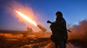 Experts begged Kiev to pull troops out of encircled stronghold – FT