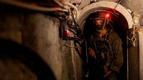 "Israeli troops forced Palestinians to enter tunnels filled with explosives - Reuters U.S. intelligence findings have prompted Washington to question West Jerusalem's usage of human shields, the portal reported."