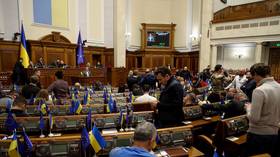 Chaos in Ukrainian parliament as opposition pushes to fire cabinet
