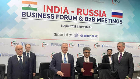 Plans revealed for Russia-India business forum during Putin visit