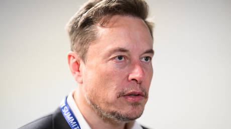 Musk calls for abolishing EU