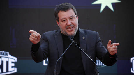 EU won’t succeed where Hitler and Napoleon failed – Italian deputy PM