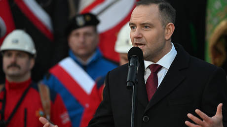Poland must be ready to defend border with Germany &ndash; president