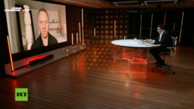 Max Blumenthal: Donald Trump trapped by neocons for war with Venezuela + Bondi Beach attack