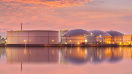 Gazprom warns of unusually rapid depletion of EU gas storages