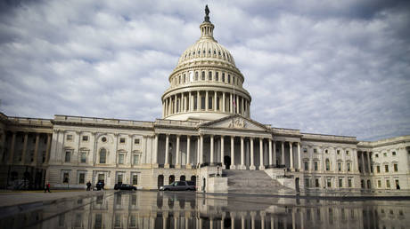 US lawmakers move to block Trump from invading Greenland