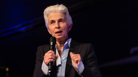 German lawmaker pushing to repatriate gold from US