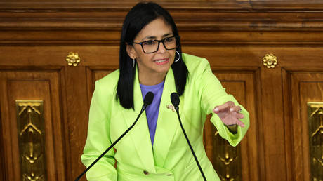 &lsquo;Enough of Washington&rsquo;s orders&rsquo; &ndash; Venezuela&rsquo;s interim president