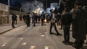 Bus runs over ultra-Orthodox Jews protesting in Jerusalem (VIDEO)