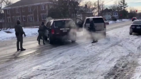 ICE agent fatally shoots woman in Minneapolis (VIDEO)