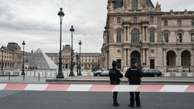 Police discover hideout for $100 million Louvre jewel heist – Le Parisien