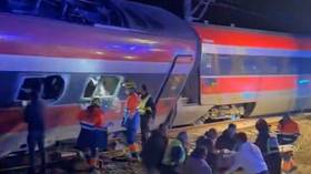 High-speed train collision kills 21 in Spain (VIDEOS)