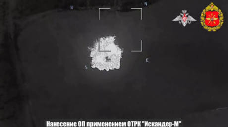 Iskander-M missile obliterates Ukrainian HIMARS (MOD VIDEO)