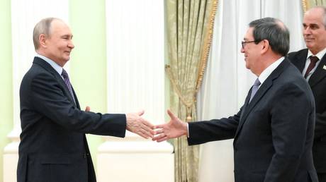 PUTIN DECLARES WAR ON US: Cuba Gets Backing!