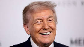 Trump ‘jokes’ about adding three new US states