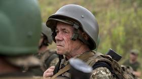 Zelensky turns to the elderly to fix manpower shortages