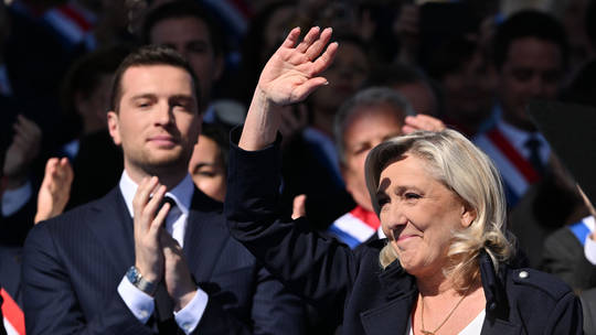 Le Pen party wins small-town votes in French elections