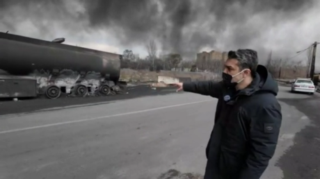 RT Tehran bureau chief Hami Hamedi filmed the aftermath of US-Israeli strikes on the Shahran oil depot.