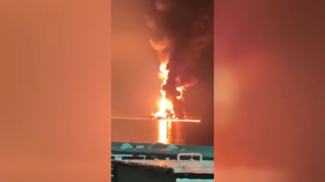 Trump warns of possible strikes on Kharg oil hub as US tanker reportedly ablaze near Hormuz (PHOTOS, VIDEOS)