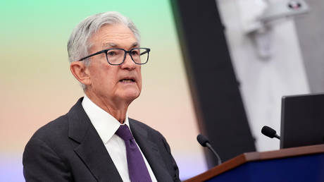 Juez bloquea citaciones en investigación del Departamento de Justicia de EE.UU. contra presidente de la Fed