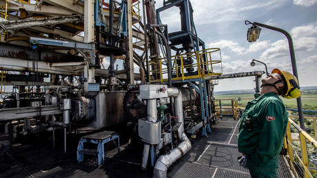 Hungary accuses Ukraine of blocking delegation from visiting vital oil pipeline&nbsp;