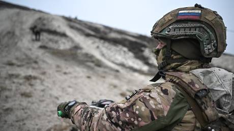 Russia shields foreign army recruits from expulsion