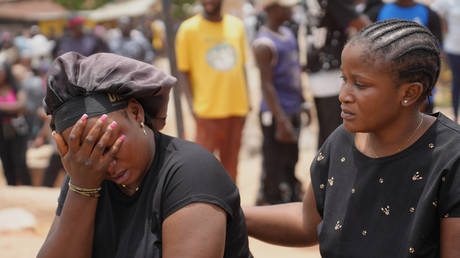 Nigeria imposes curfew after 28 killed in shooting