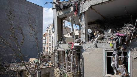 Putin steps up Middle East diplomacy as US‑Israeli strikes on Iran continue (PHOTOS, VIDEOS)