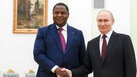 Putin and CAR leader hold talks in Moscow (VIDEO)