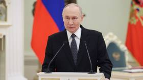 Putin warning fuels calls in EU to drop sanctions
