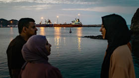 Iran allows ‘non-hostile’ ships through Strait of Hormuz (PHOTOS/VIDEOS)