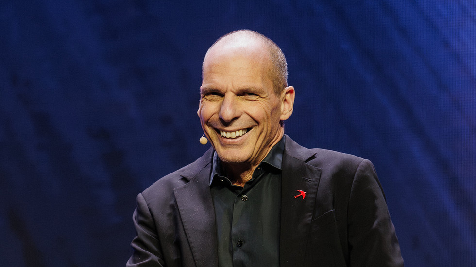 Varoufakis slams ‘crimes against logic’ at Moscow forum