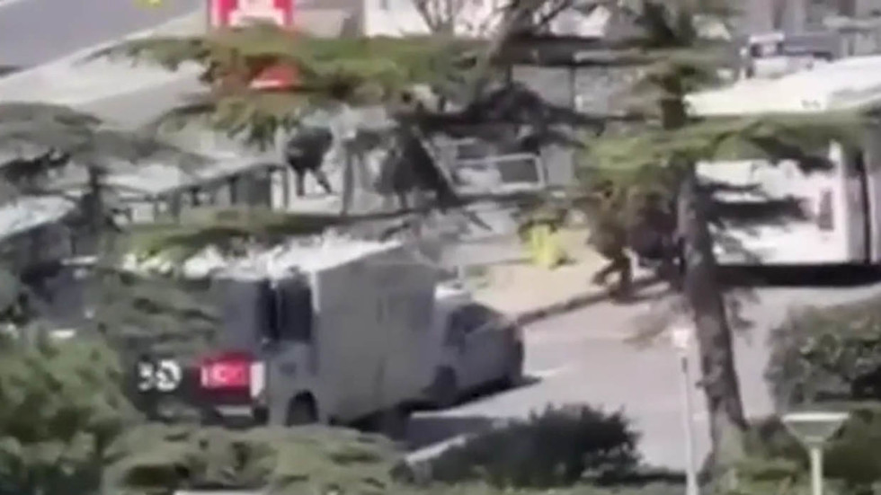 Gunfight erupts near Israeli consulate in Istanbul