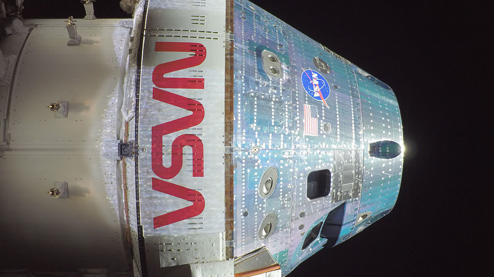 America heads back to the Moon. But there’s a big problem